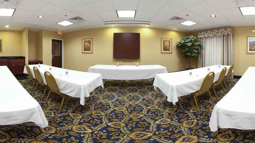 Holiday Inn Express Hotel & Suites Cleveland-Richfield By Ihg Brecksville Exteriér fotografie