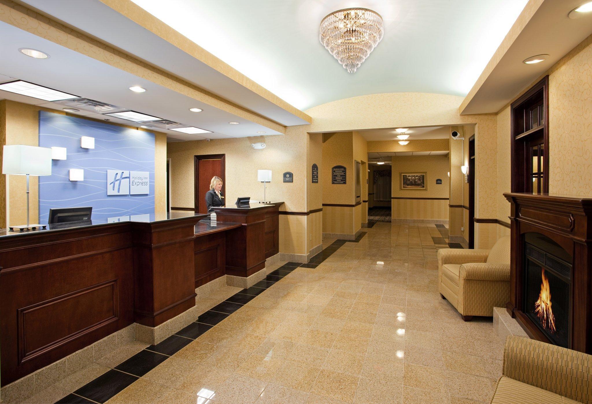 Holiday Inn Express Hotel & Suites Cleveland-Richfield By Ihg Brecksville Exteriér fotografie