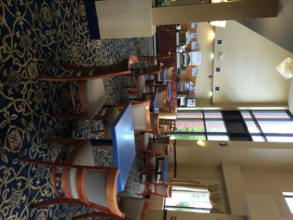 Holiday Inn Express Hotel & Suites Cleveland-Richfield By Ihg Brecksville Exteriér fotografie